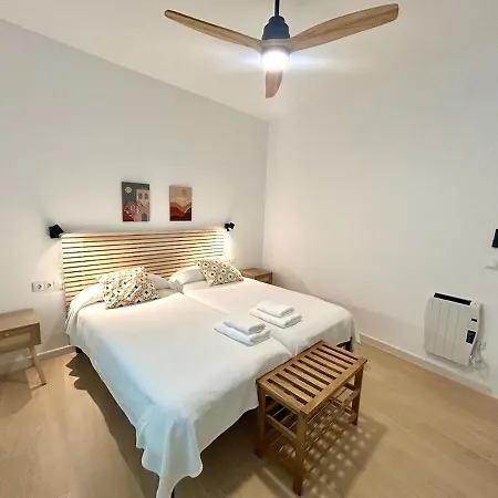 Apartment Nuevo! Acogedor 8pax 4bdr 2bth - Cozyhomesevilla4 *