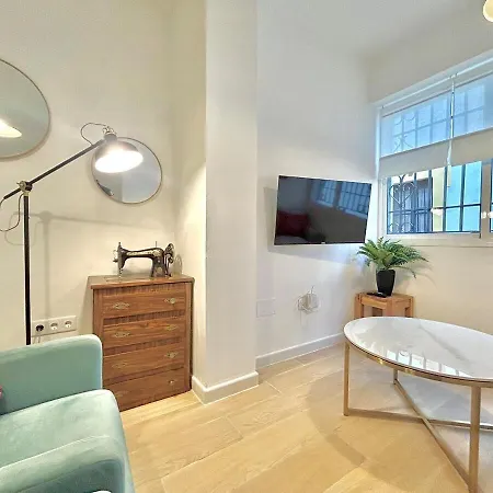 Apartment Nuevo! Acogedor 8pax 4bdr 2bth - Cozyhomesevilla4 *